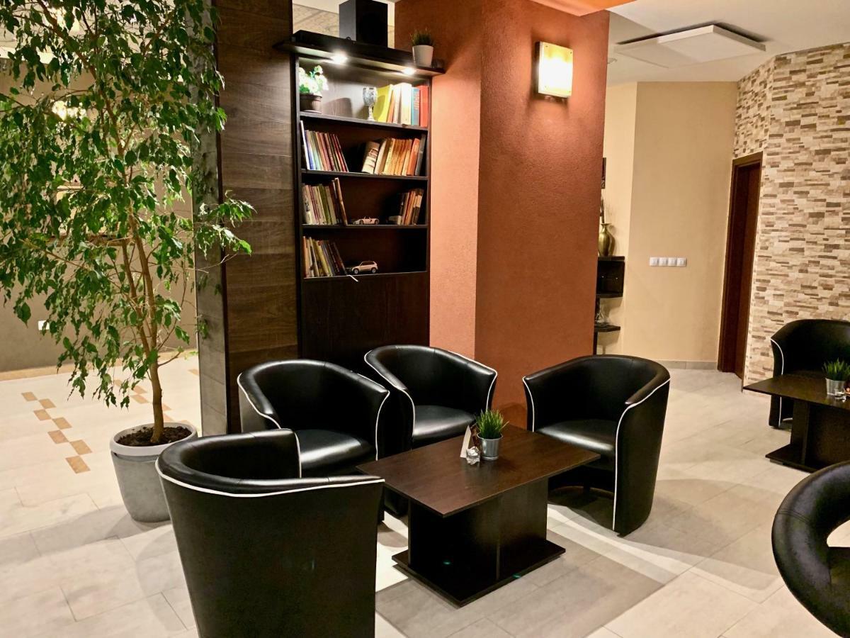 Hotel Fort O Bel 벨로그라드첵 외부 사진